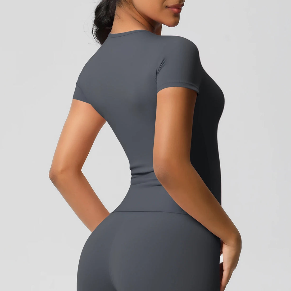 Women’s Breathable Dry Fit Sports Top – Gym & Outdoor